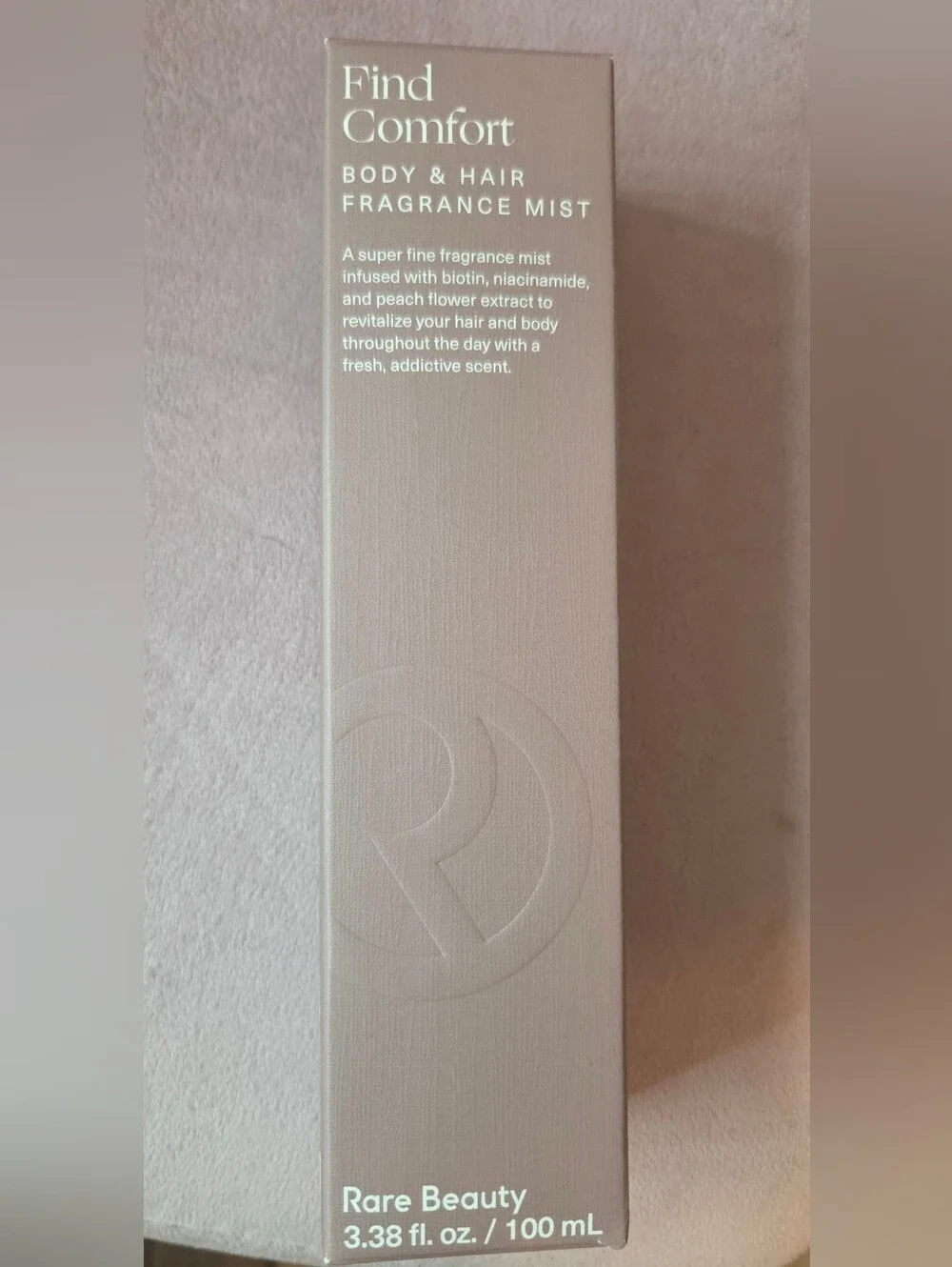 Rare Beauty Find Comfort Body & Hair Fragrance Mist — beige